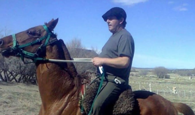 Fue apuñalado cuando quiso proteger a su hijo en la fiesta del asado de Zapala y murió: qué pasará con el acusado