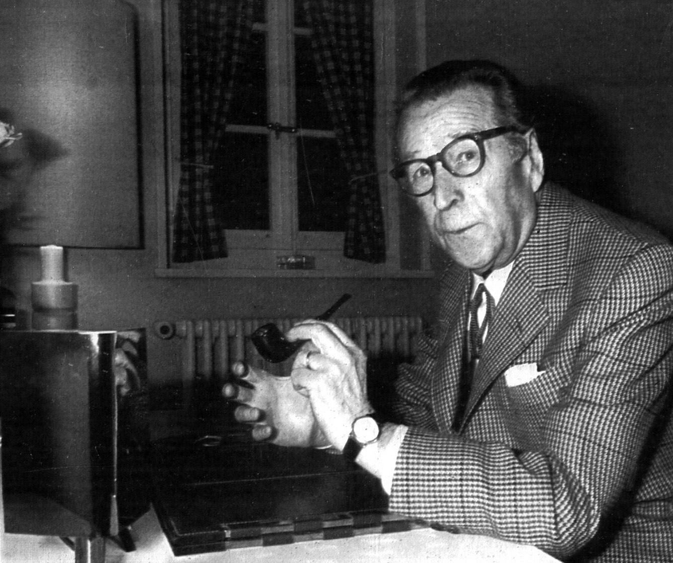 Georges Simenon, el icónico escritor francés de novela negra