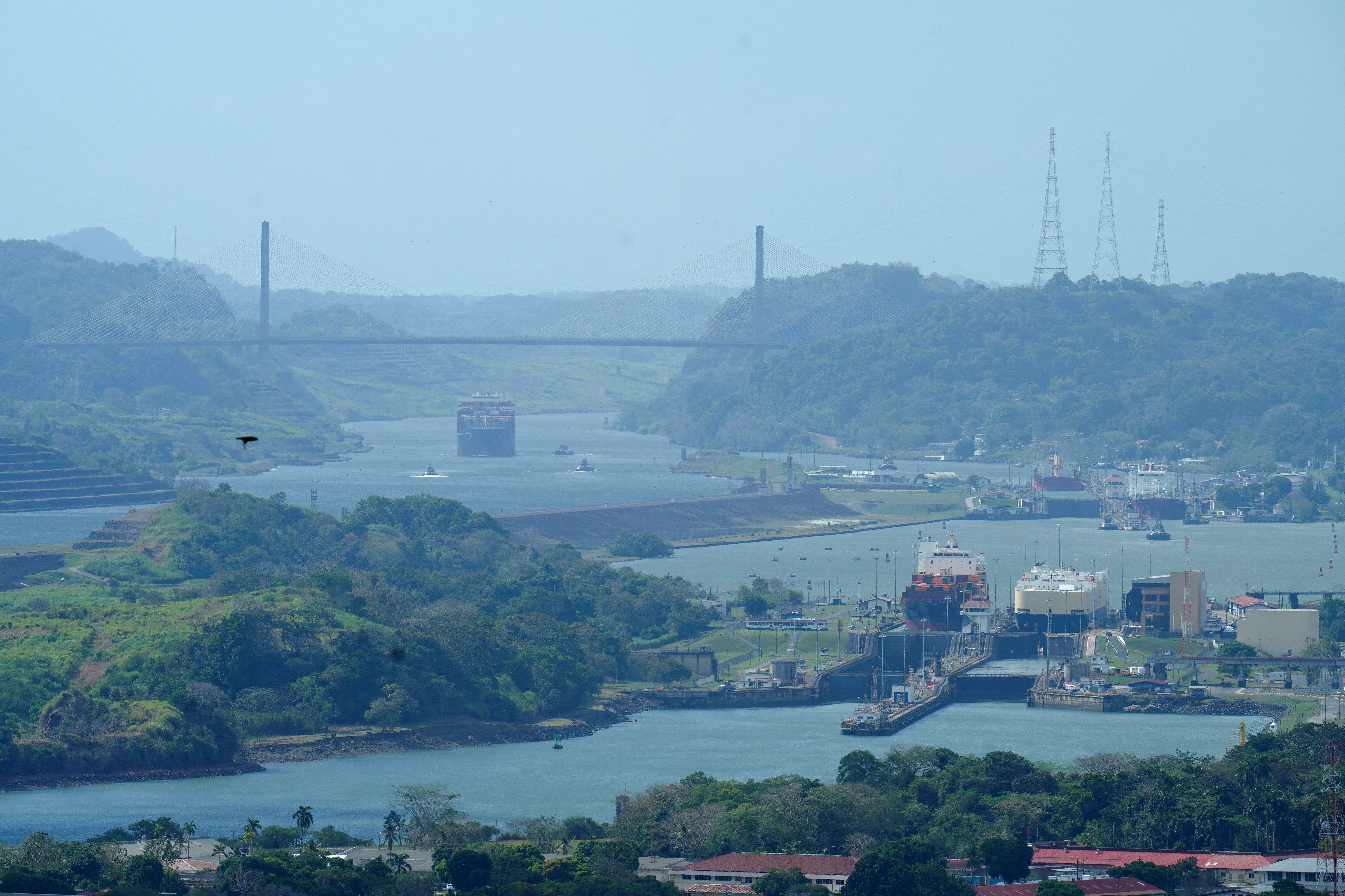 La Autoridad del Canal de Panamá avanza en el proceso de precalificación para seleccionar operadores que participarán en la futura licitación de nuevas terminales portuarias vinculadas a la vía interoceánica. REUTERS/Enea Lebrun/Foto de archivo