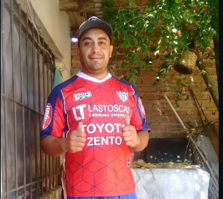 Héctor El Cuervo Straub, líder de la barra de Tristán Suárez