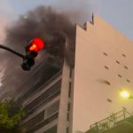 Incendio en un edificio de Belgrano: hay dos personas atrapadas y varios vecinos fueron evacuados