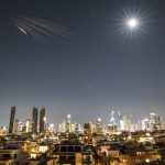 Irán amenazó con reducir “a cenizas” instalaciones petroleras vinculadas a EEUU si ataca las del régimen en Kharg