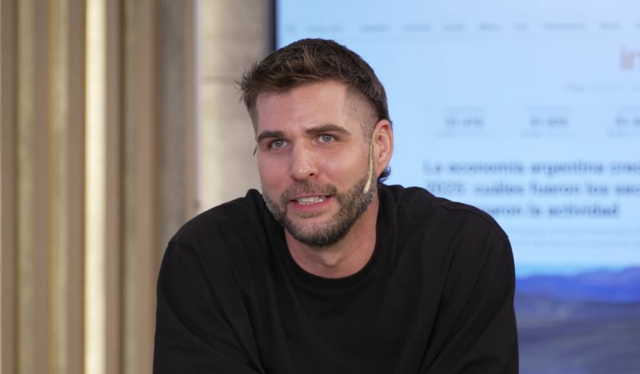 El humorista describe su transformación personal y el impacto familiar de abandonar una carrera tradicional por el stand-up (Infobae en Vivo)