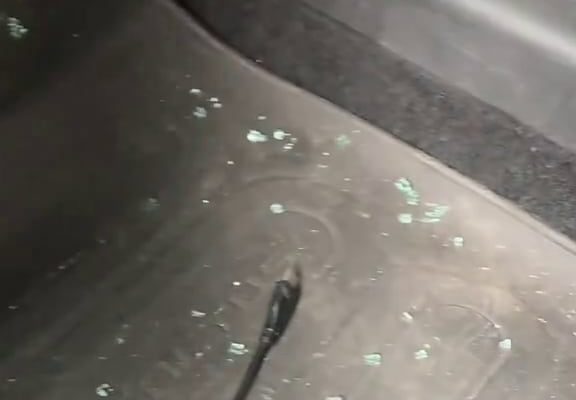 Julián Serrano sufrió un violento robo en su auto: “Me dijo ‘¡dame el celular o te mato!’”