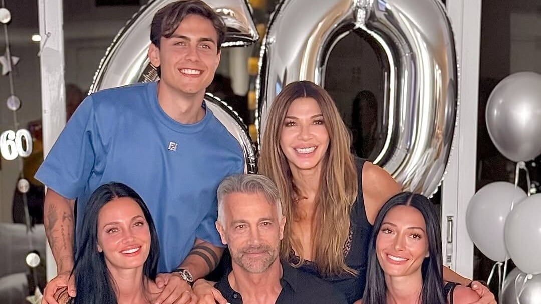 Ova festejo su cumpleaños número 60 junto a su familia