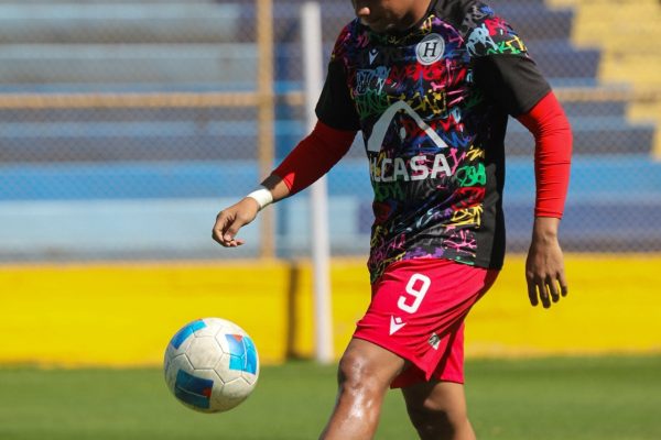 La FESFUT exige a Hércules planillas originales de pago para garantizar derechos de los jugadores salvadoreños
