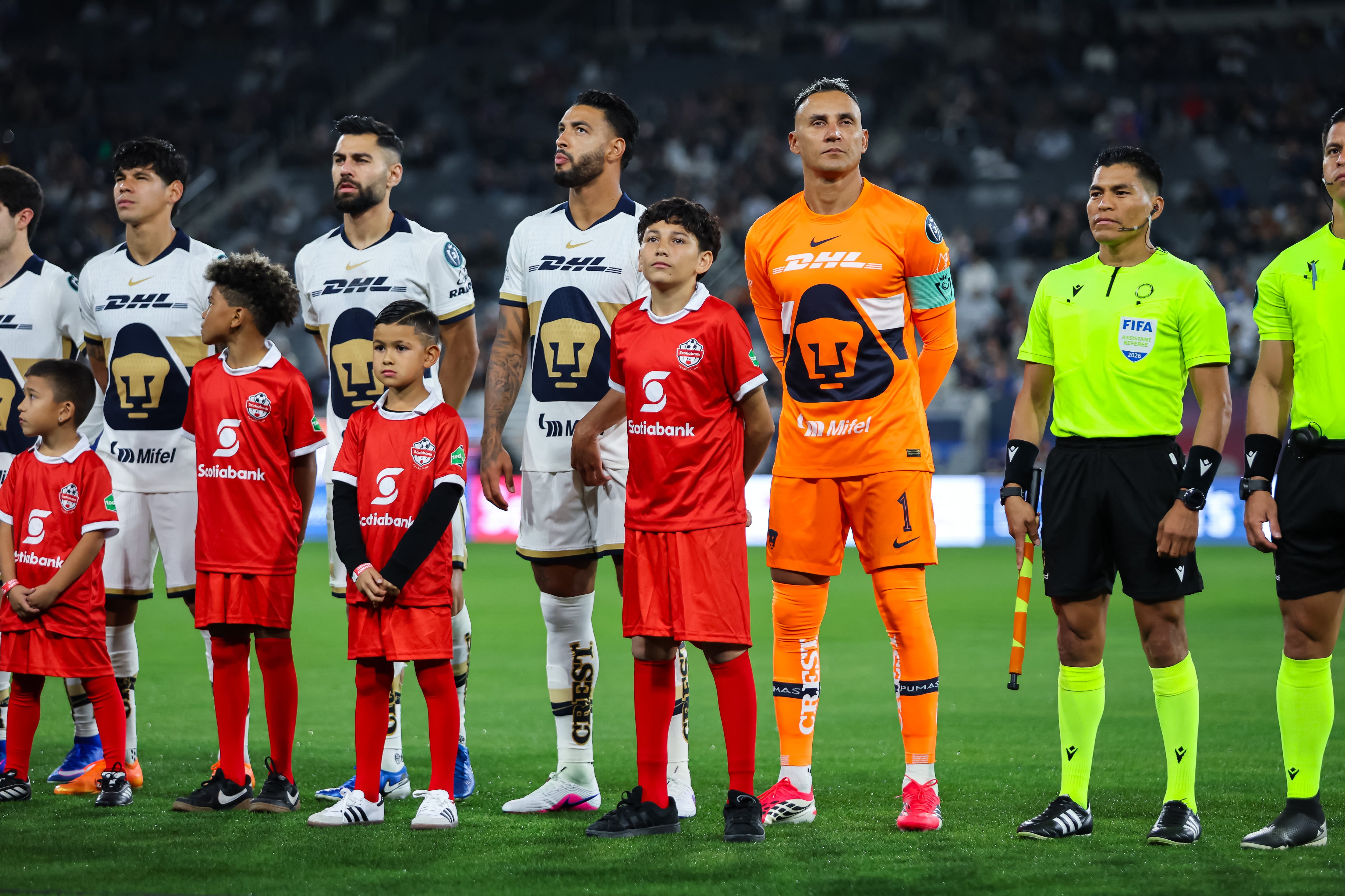 El arquero costarricense aporta su experiencia internacional y liderazgo al equipo universitario, consolidándose como una de las figuras más destacadas del campeonato - Chadd Cady-Imagn Images