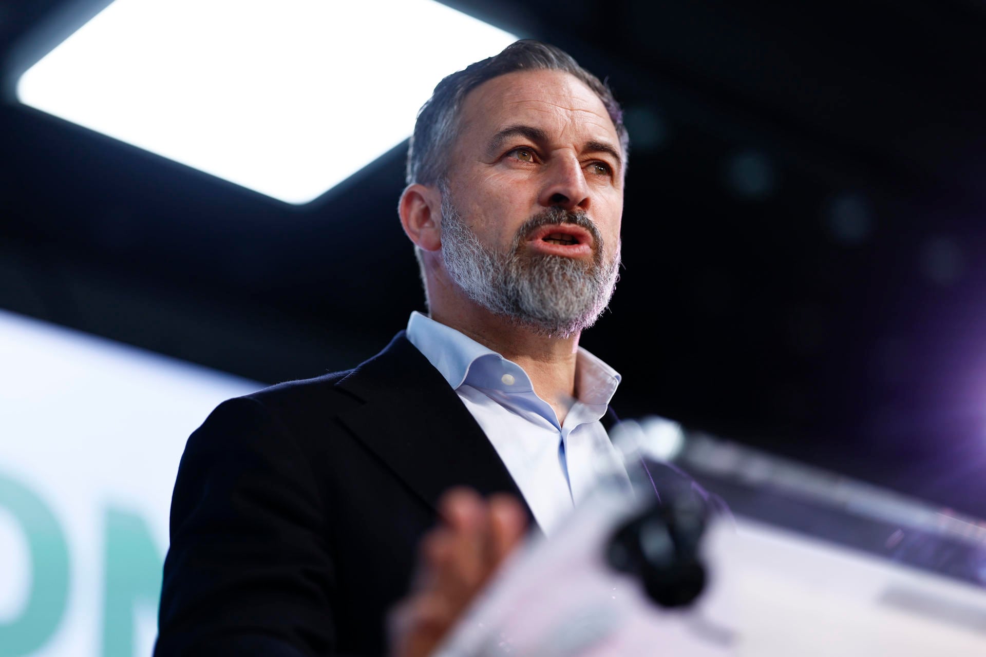 Santiago Abascal emerge como líder de Vox tras un pasado de militancia en el Partido Popular y marcado por la violencia de ETA (EFE/Rodrigo Jiménez)