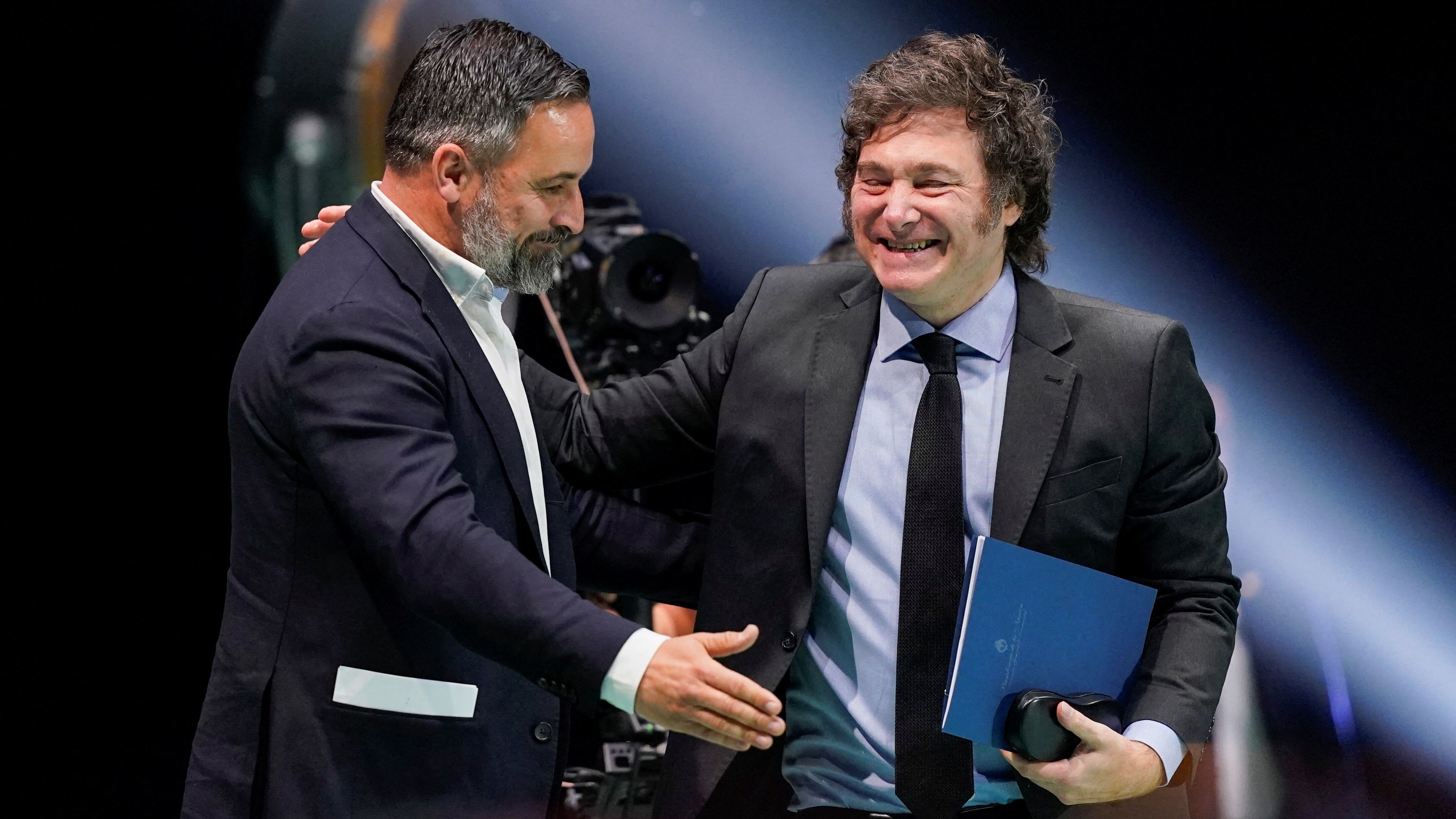 El salto de Abascal al fundar Vox rompió el bipartidismo en España, desplazando los límites tradicionales del debate político nacional (REUTERS/Ana Beltran)