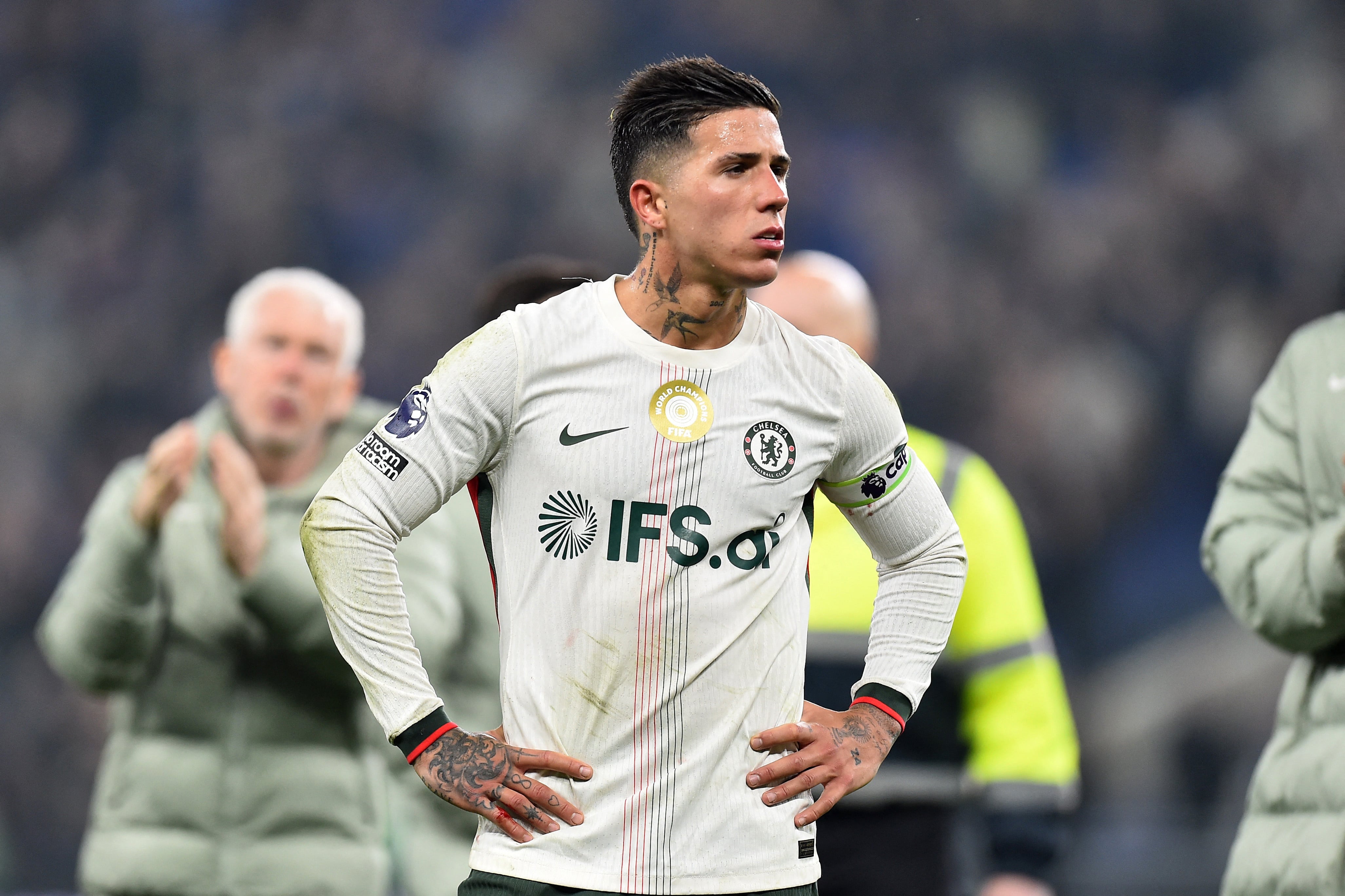 La contundencia del Everton sentenció una dura derrota para los Blues (REUTERS/Peter Powell)