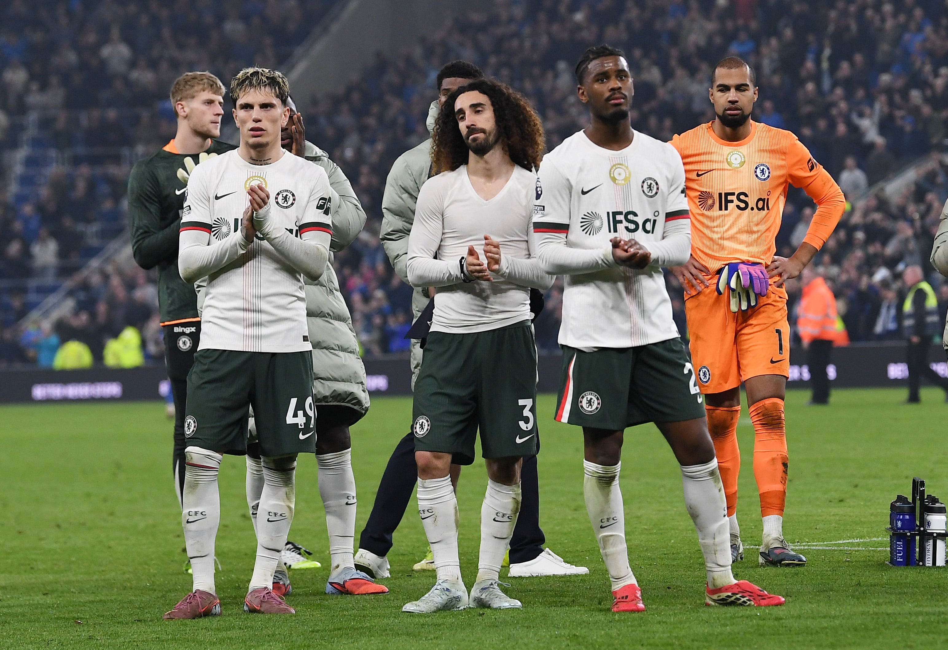 El revés sufrido deja al Chelsea lejos de los puestos de clasificación continental (REUTERS/Peter Powell)