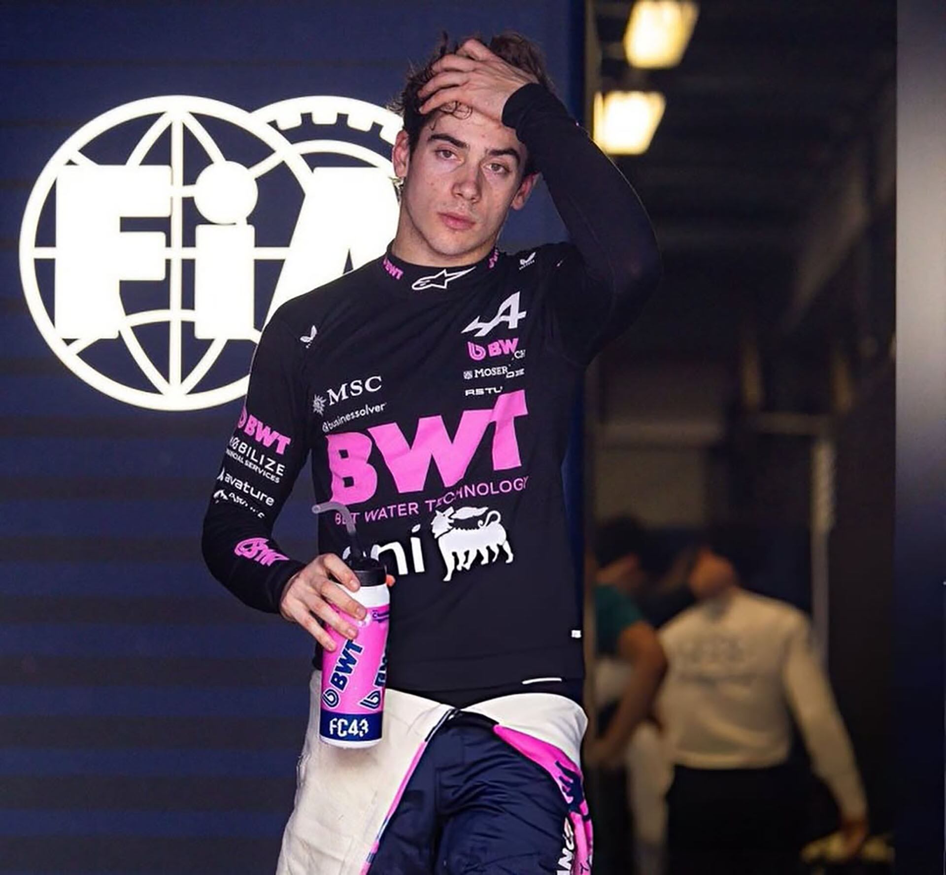 La carrera de Franco Colapinto quedó afectada por un grave error del equipo en el procedimiento previo a la largada (@fracolapinto)