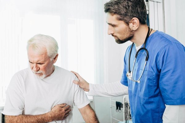 La opinión de otras personas puede influir en cómo te sientes respecto al dolor y los desafíos mentales