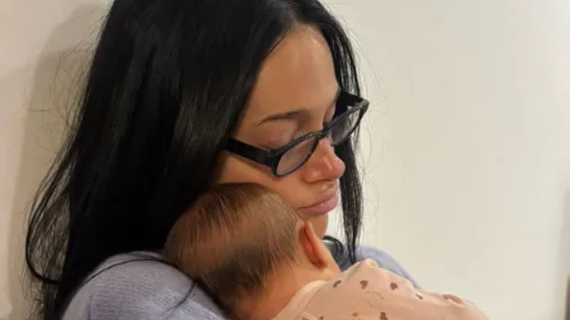 La primera foto familiar de Oriana Sabatini, Paulo Dybala y su pequeña hija Gio: “Un domingo diferente”