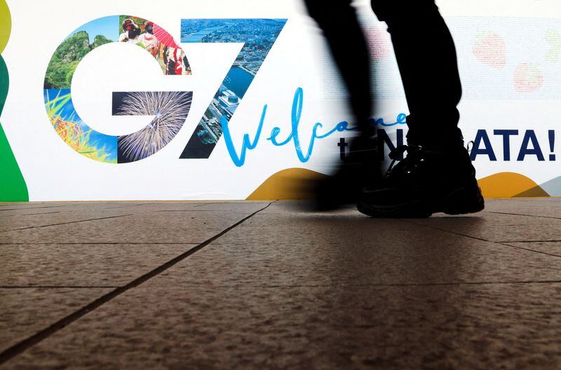 El G7 de Energía analiza la liberación de reservas estratégicas de petróleo para frenar el alza en los precios de las gasolineras. REUTERS/Issei Kato