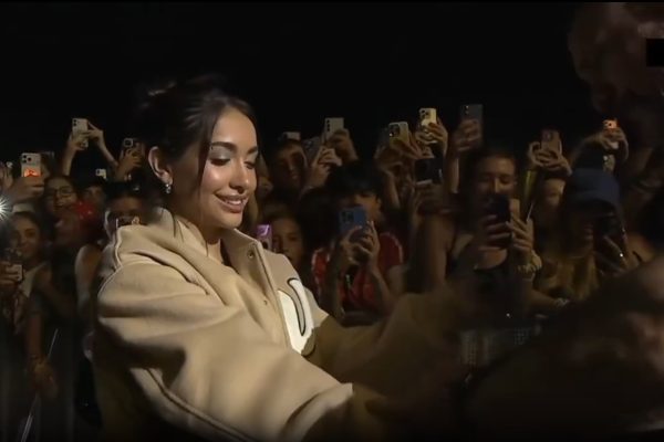 La sorpresiva aparición de María Becerra en el show de Sabrina Carpenter en Lollapalooza Argentina que fue furor