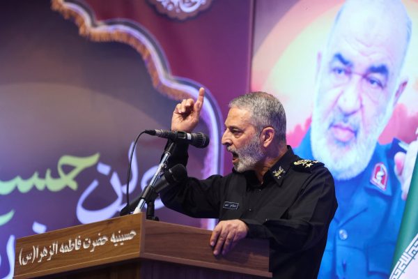 La Unión Europea sancionó a 16 funcionarios y tres entidades iraníes más por la represión de las protestas de enero