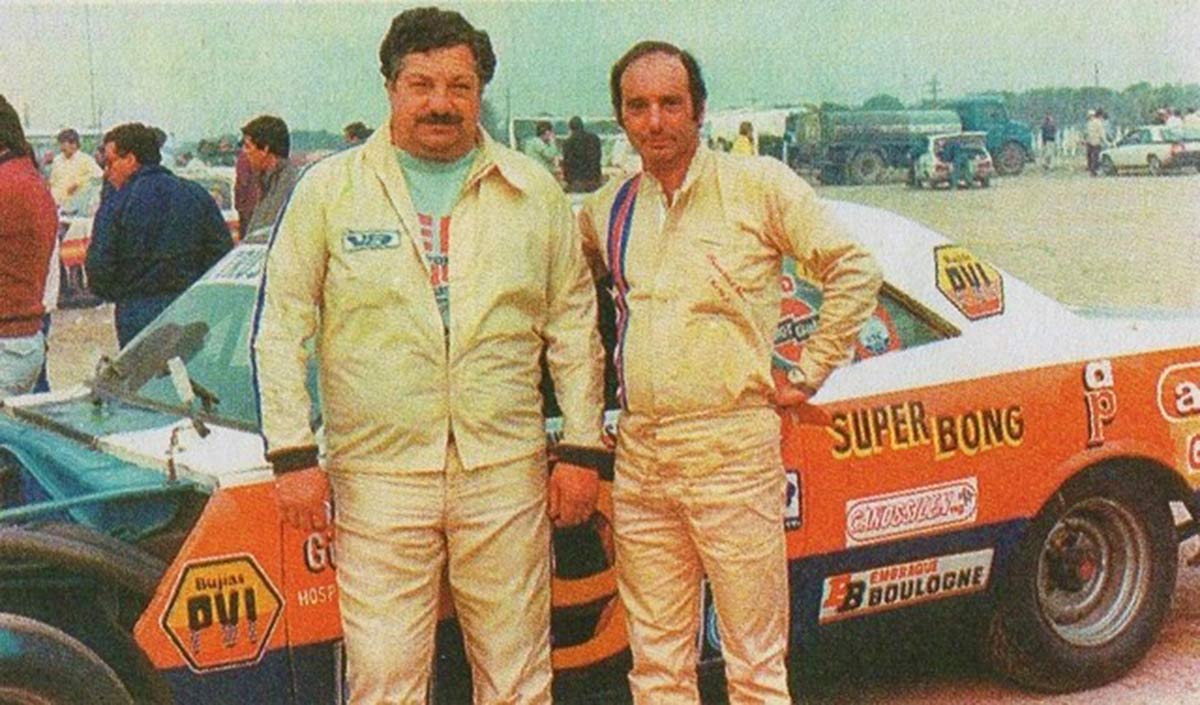 Octavio y Pedro Suárez junto a su emblemático Dodge (Crédito: Historia TC)