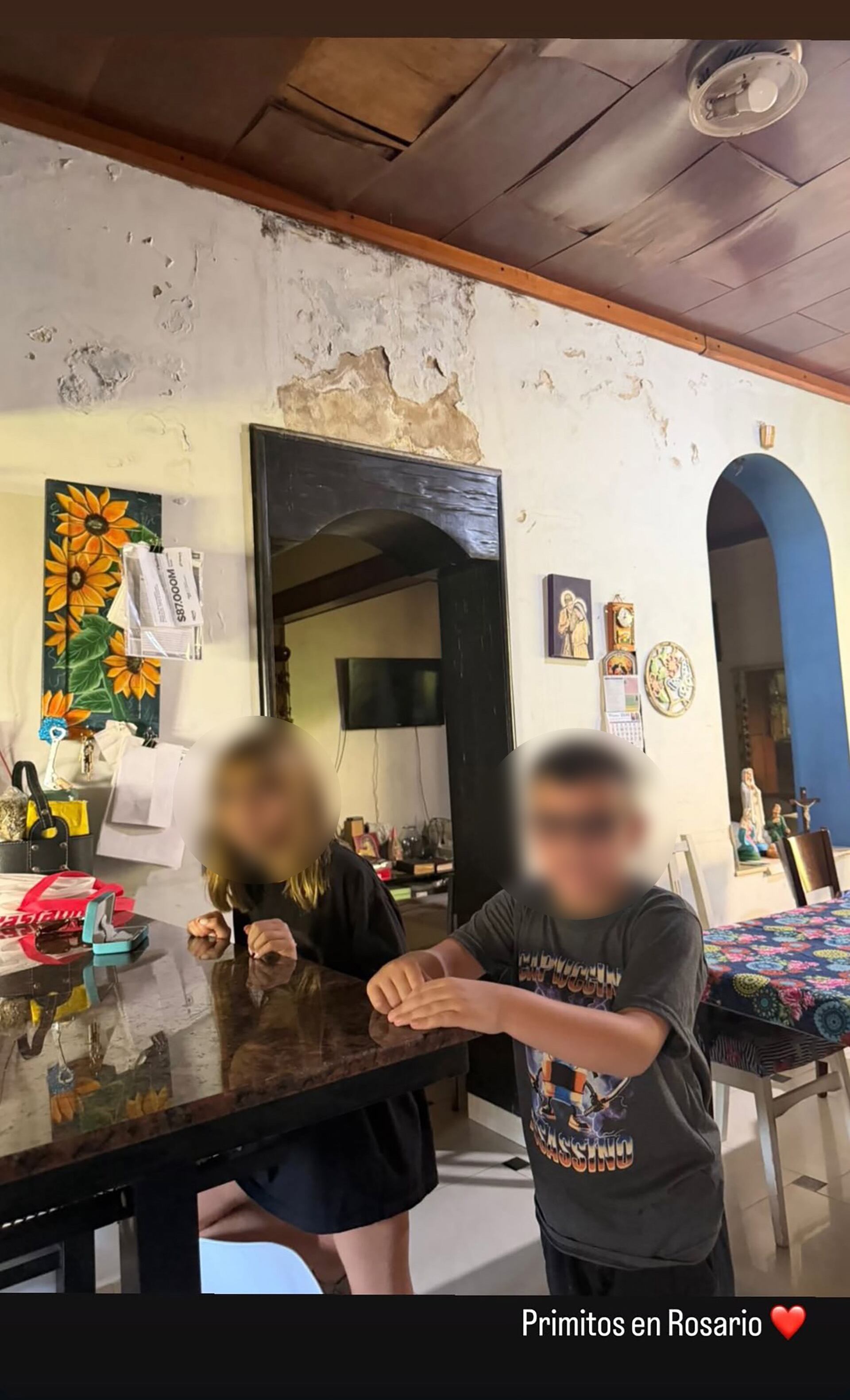 La presencia de las hijas de Wanda Nara en la boda fortaleció el vínculo con la familia paterna, pese al actual conflicto de sus padres (X)