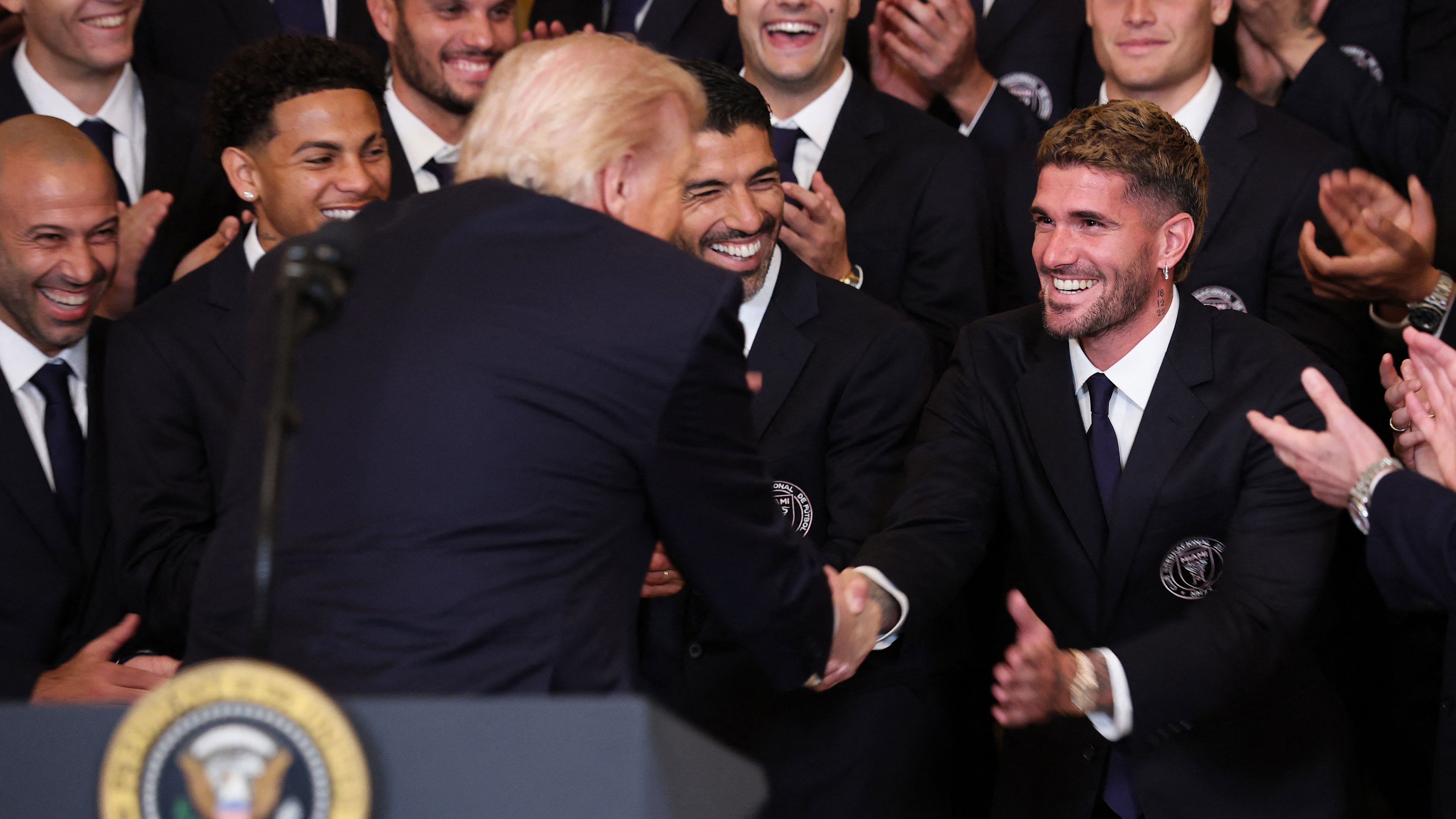 Donald Trump destacó el desempeño de Rodrigo de Paul (AFP)