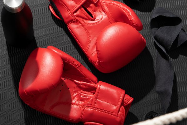 Las rutinas de boxeo en casa impulsan el bienestar físico y mental, según expertos en salud