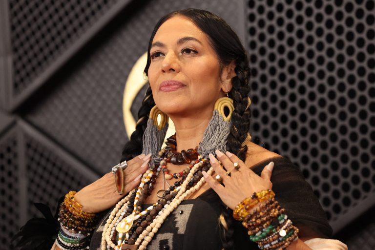 Lila Downs: “Me alejé de las noticias para tener un poco de paz”