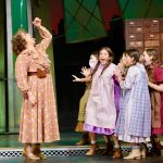 Lizy Tagliani brilla en Annie, la obra que refleja su historia de adopción: “Me conmueve criar a mi hijo con la verdad”