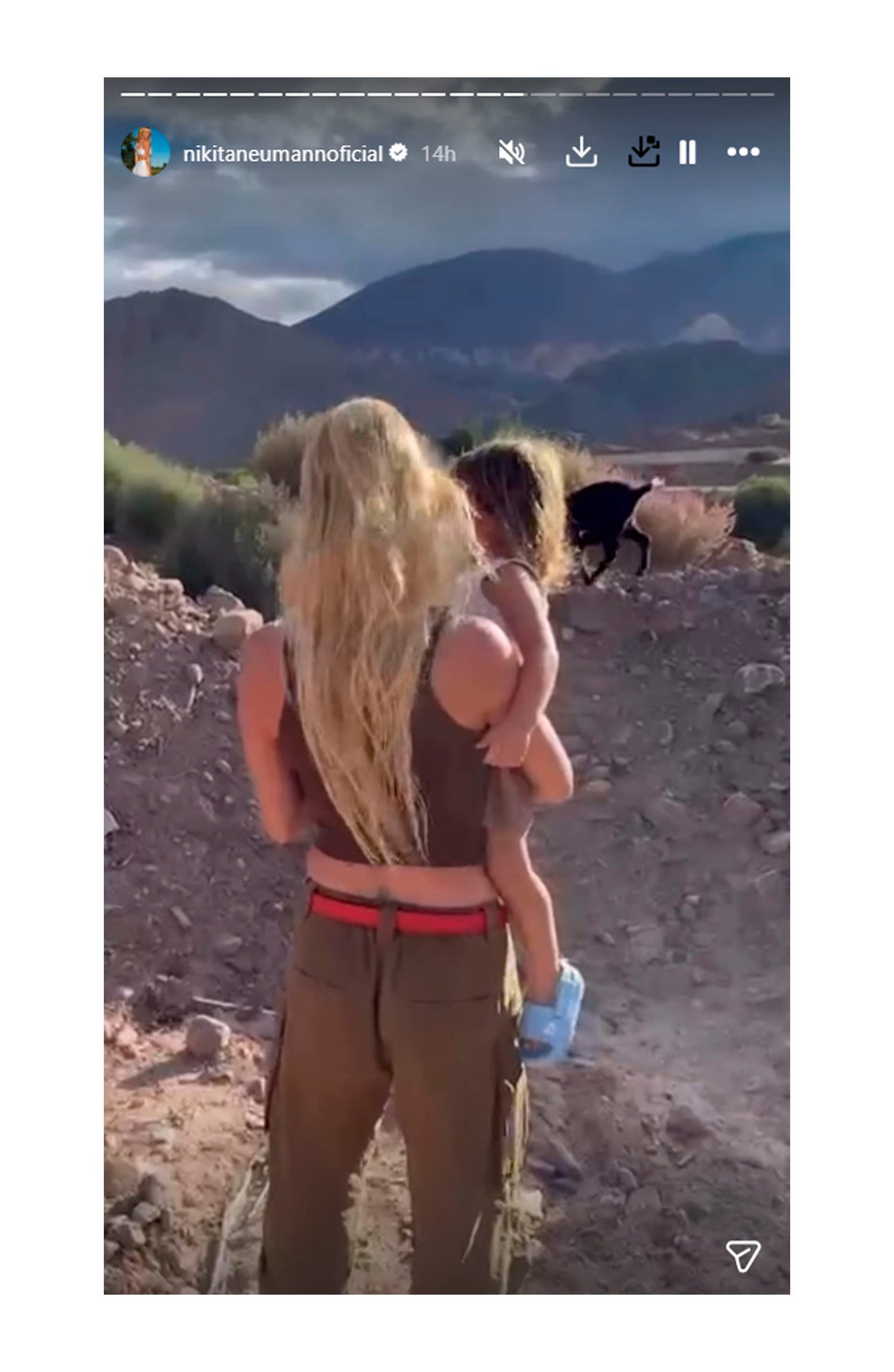 Llamas, cactus y paisajes de ensueño: las aventuras de Nicole Neumann y Cruz por la Quebrada de Humahuaca