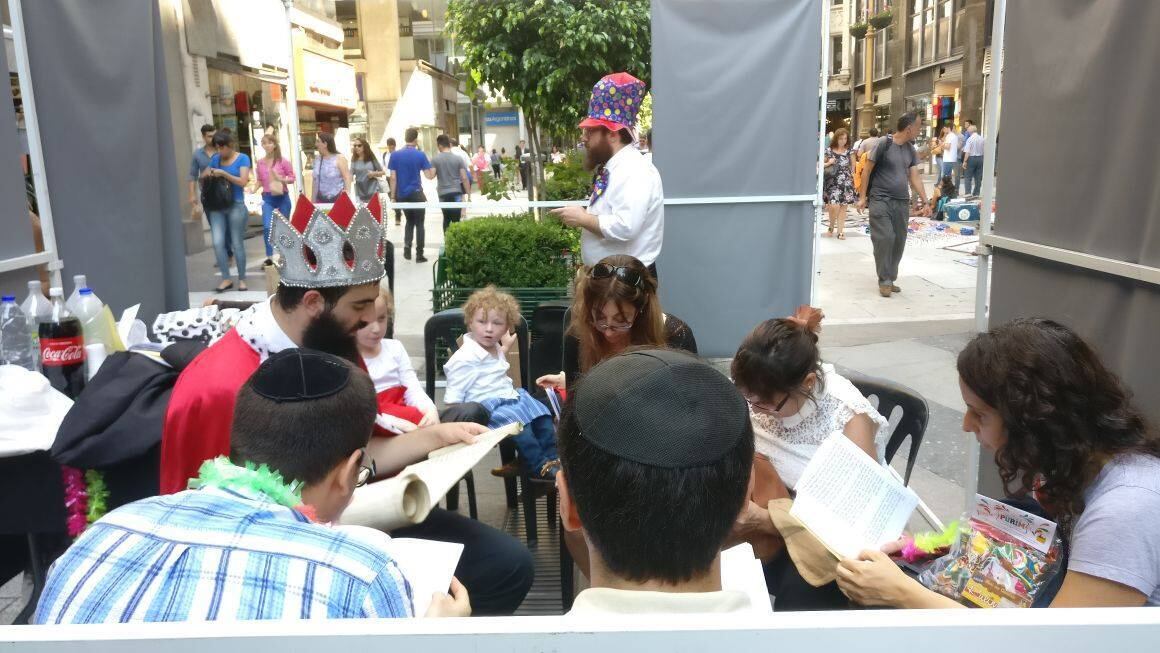 Llega Purim: los milagros de Persia, la solidaridad en las calles y un paralelismo histórico