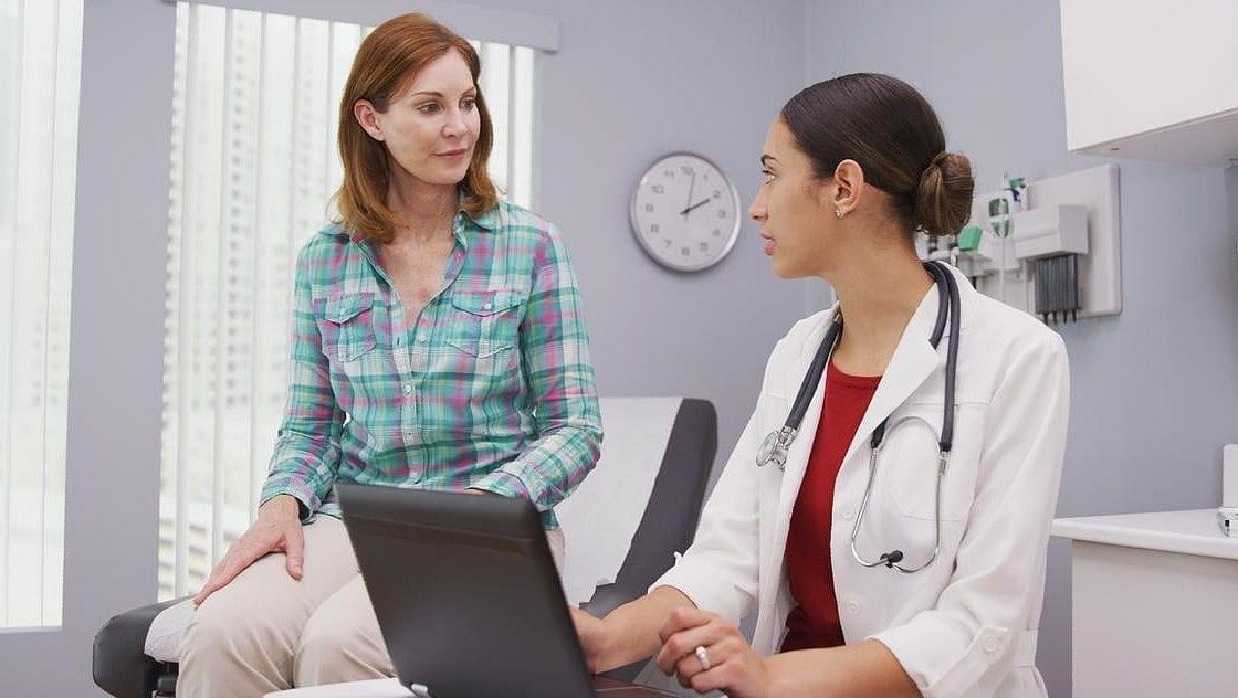 Los jóvenes sobrevivientes de AVC enfrentan obstáculos únicos en salud mental