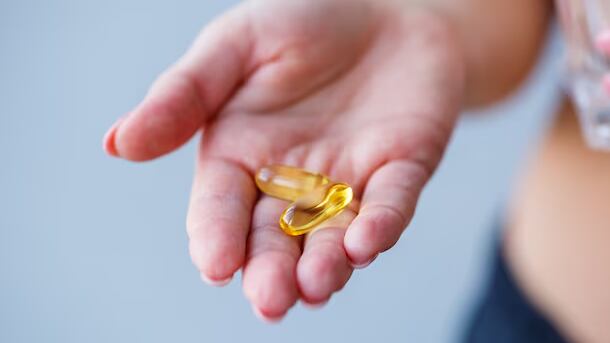 La deficiencia de magnesio incrementa la fragilidad y el deterioro físico en personas mayores (Freepik)