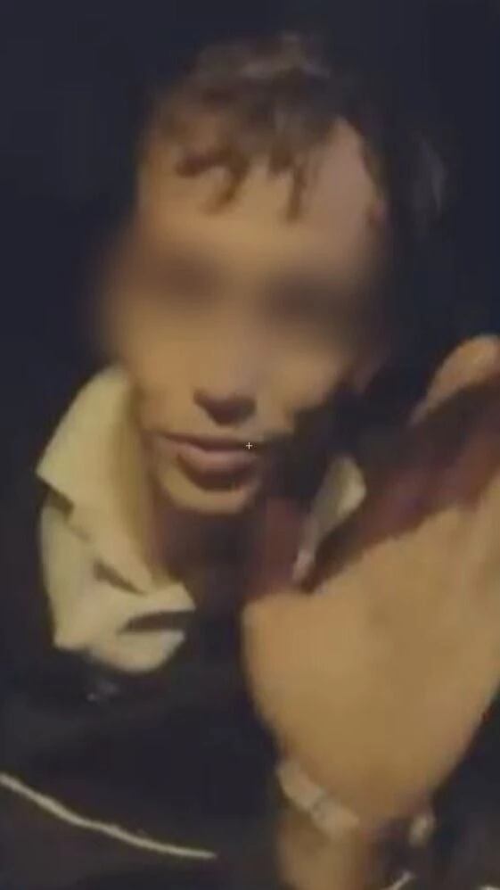 Personal de Tránsito retiró la camioneta de la víctima, el auto del joven quedó en el sitio