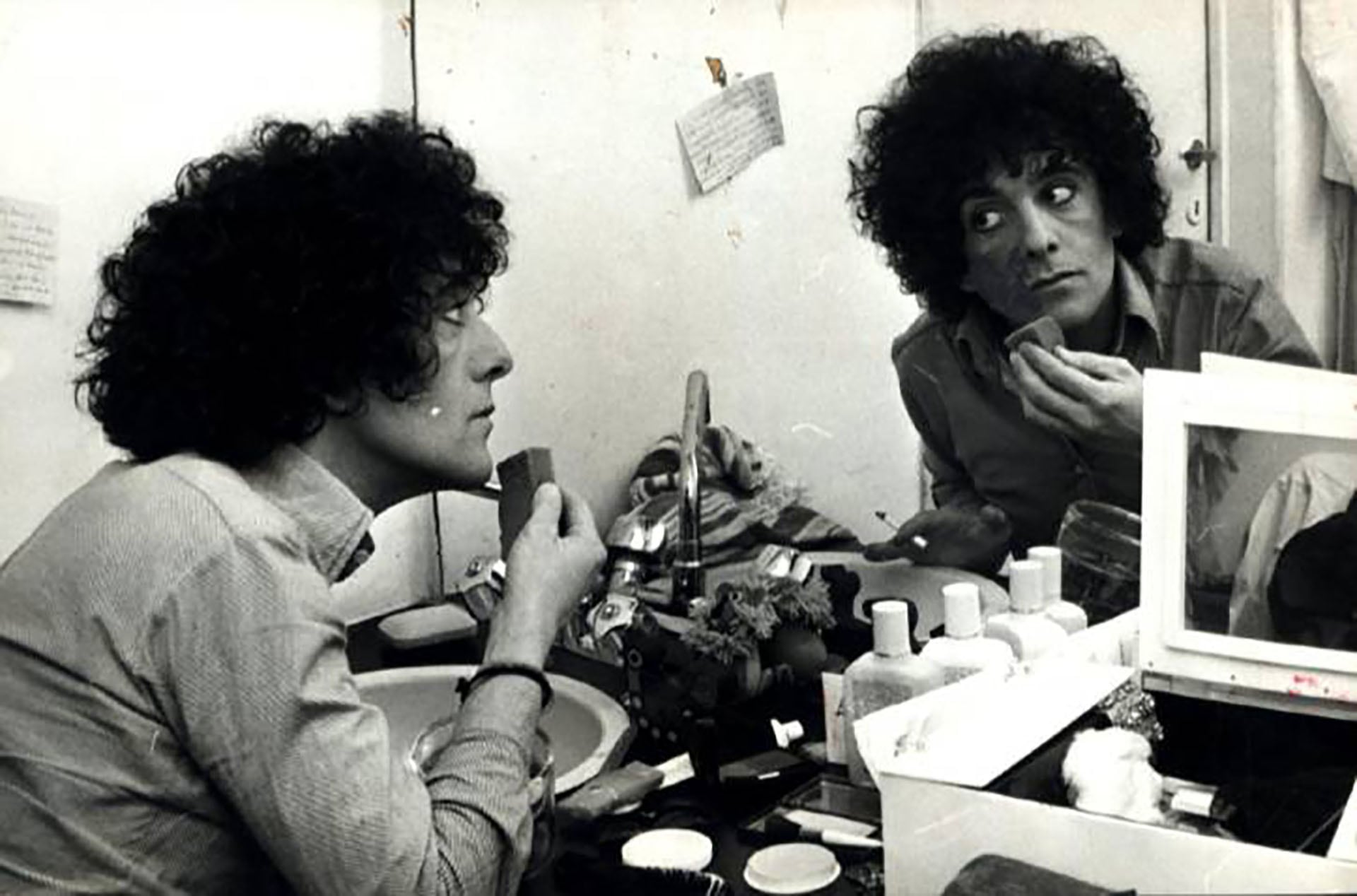 Gasalla, reconocido por su carácter reservado y su círculo de confianza selecto, construyó amistades profundas con figuras como Nacha Guevara y Leonor Benedetto (Crédito: prensa Palacio Libertad)