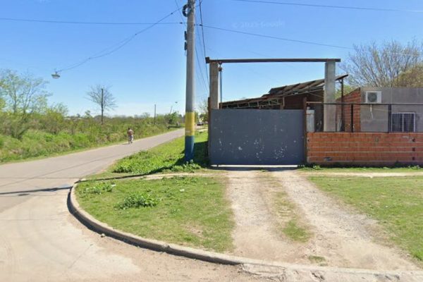 Mataron a un jubilado de un golpe en un robo y ejecutaron a tiros a un joven en la calle en Rosario