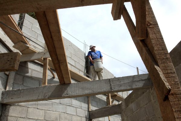 Mercado laboral panameño repunta en 2026, pero no logra cubrir vacantes