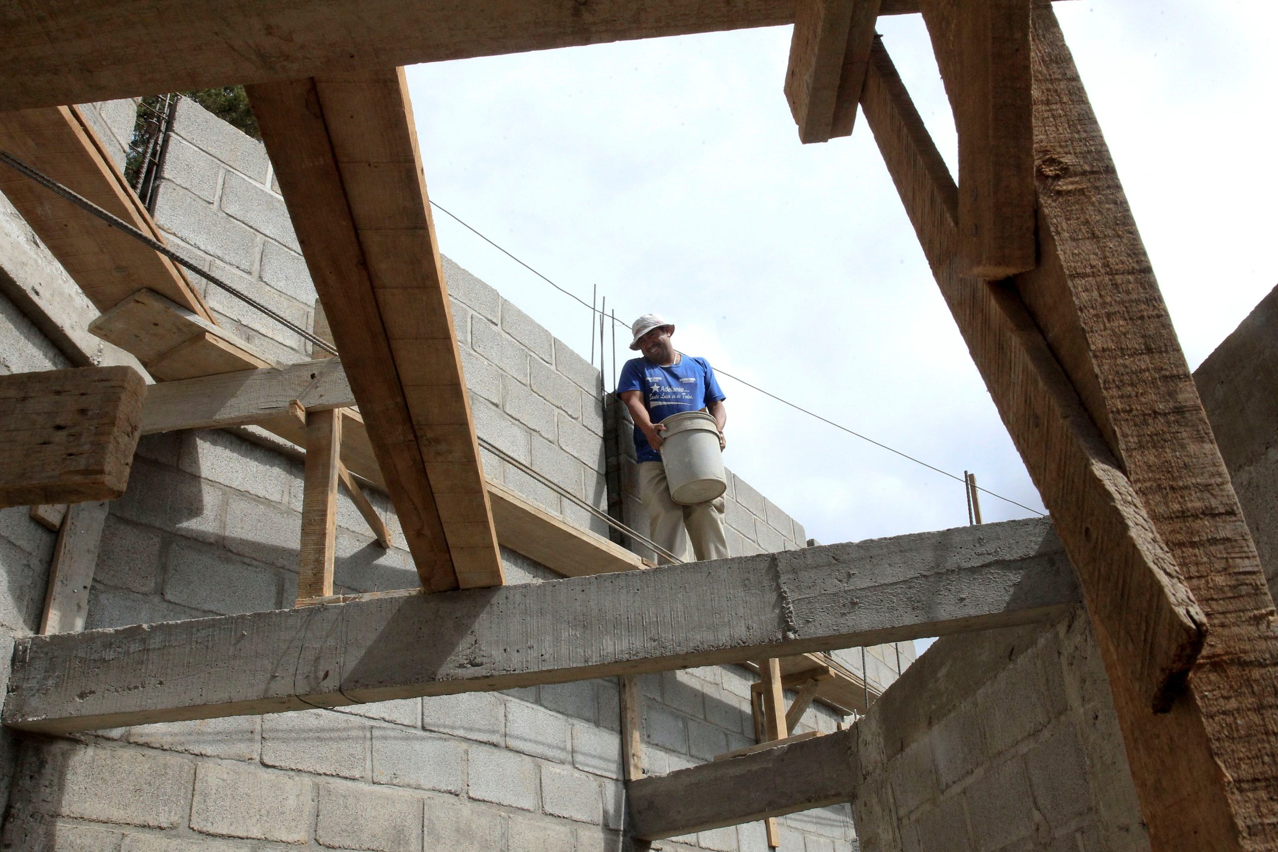 Mercado laboral panameño repunta en 2026, pero no logra cubrir vacantes