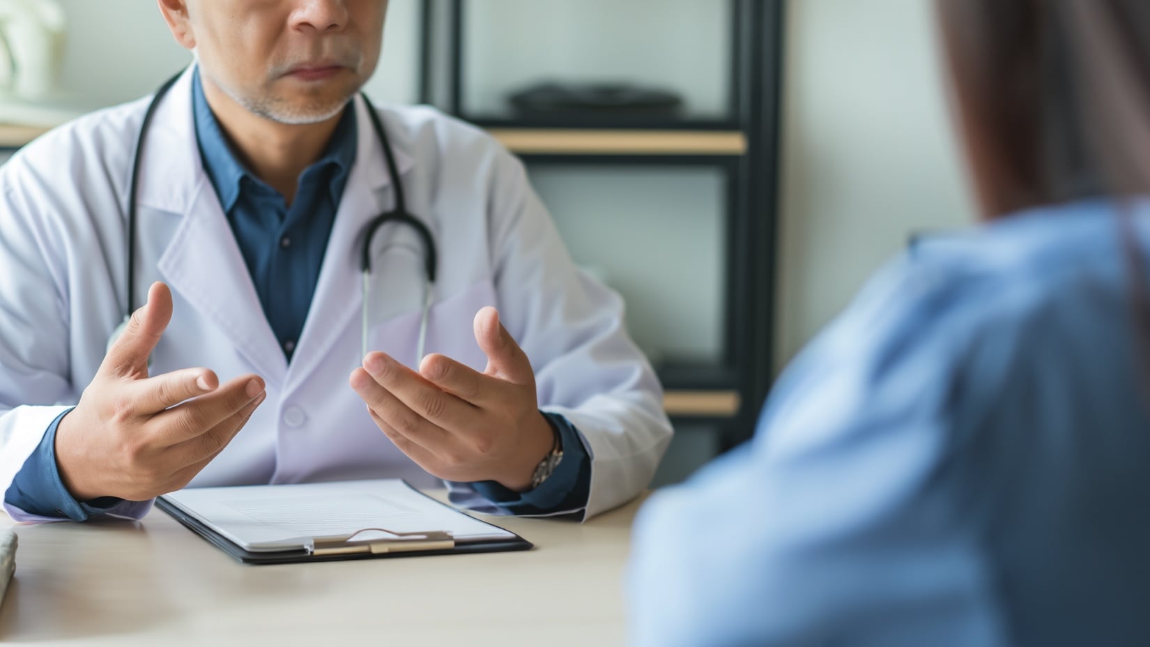 El acceso a grupos de apoyo y servicios de orientación resulta valioso para pacientes y familias con mieloma (Imagen Ilustrativa Infobae)