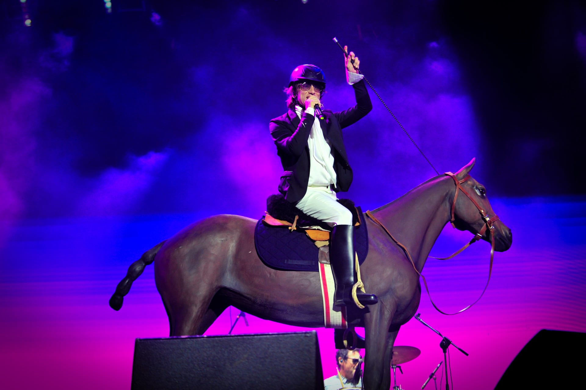 Joaquín Levinton apareció montando un caballo al comienzo de su show (Gustavo Gavotti)