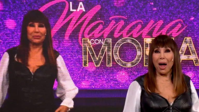 Moria Casán festejó 100 programas con un llamativo diálogo con ella misma: “Yo soy la televisión”