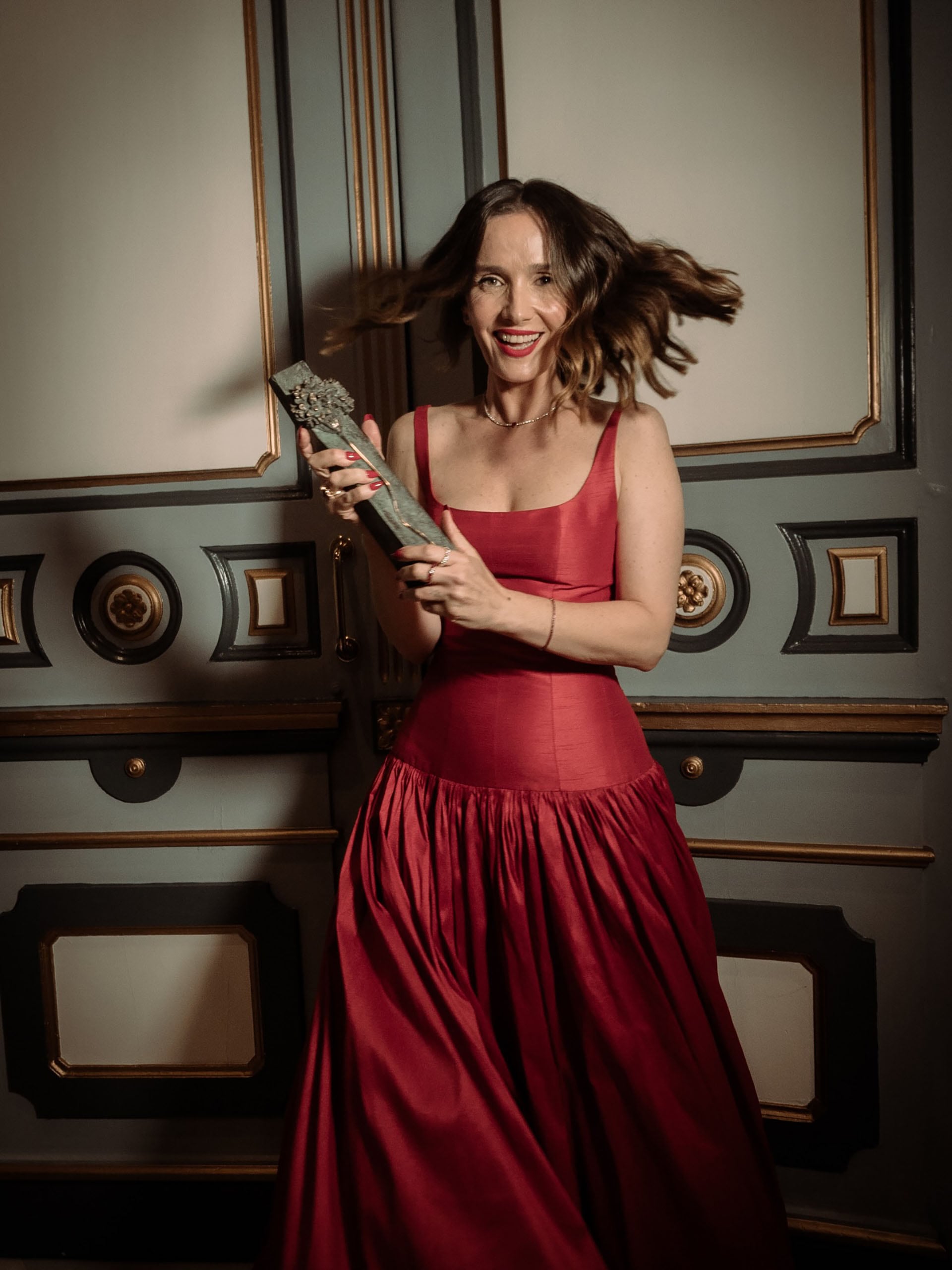 Natalia Oreiro recibió la Biznaga de Honor en el Festival de Málaga por su destacada trayectoria en música, cine y televisión latinoamericana