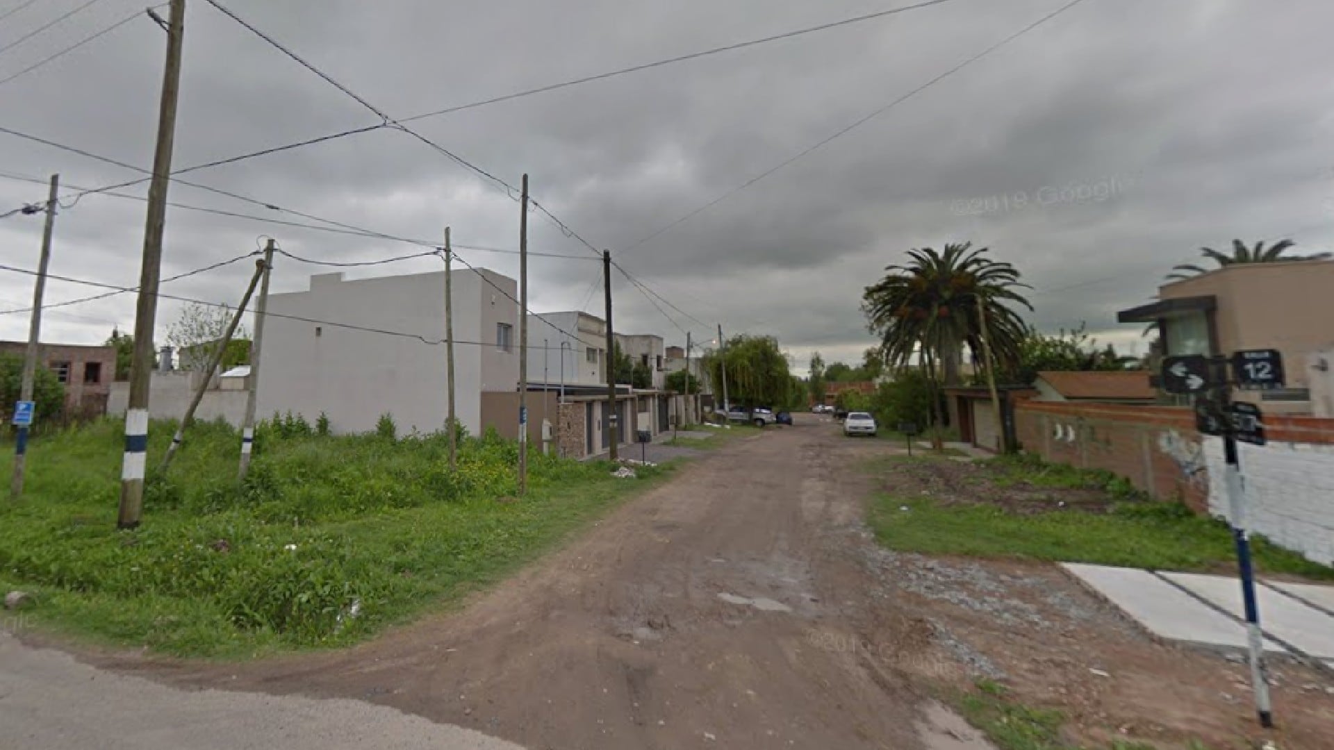 Otro violento robo a una conductora de aplicación en La Plata: pidieron un falso viaje y la abordaron cuando se detuvo