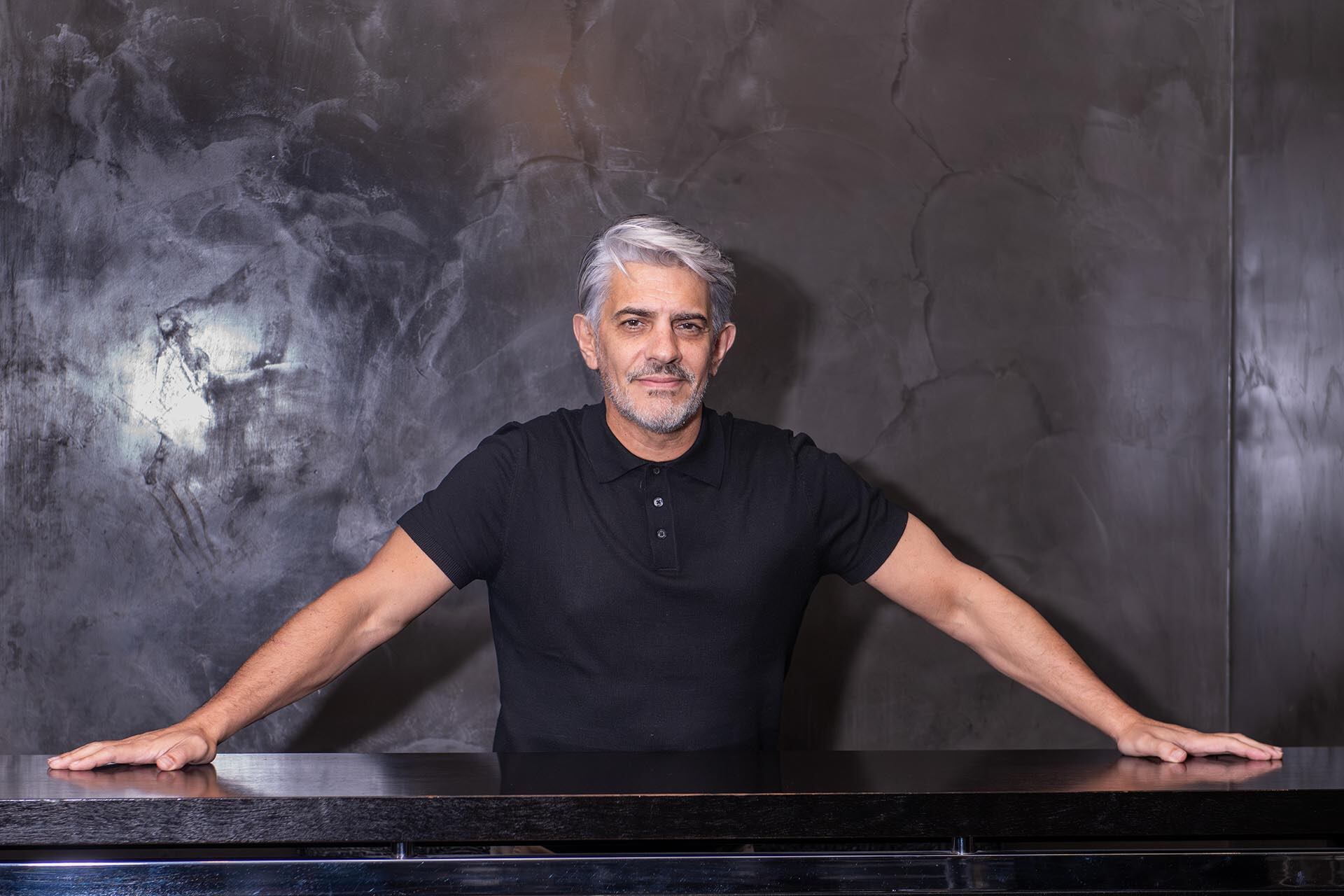 Pablo Echarri vuelve a subirse al escenario, esta vez en una obra que lo interpela y lo pone a prueba (Jaime Olivos)