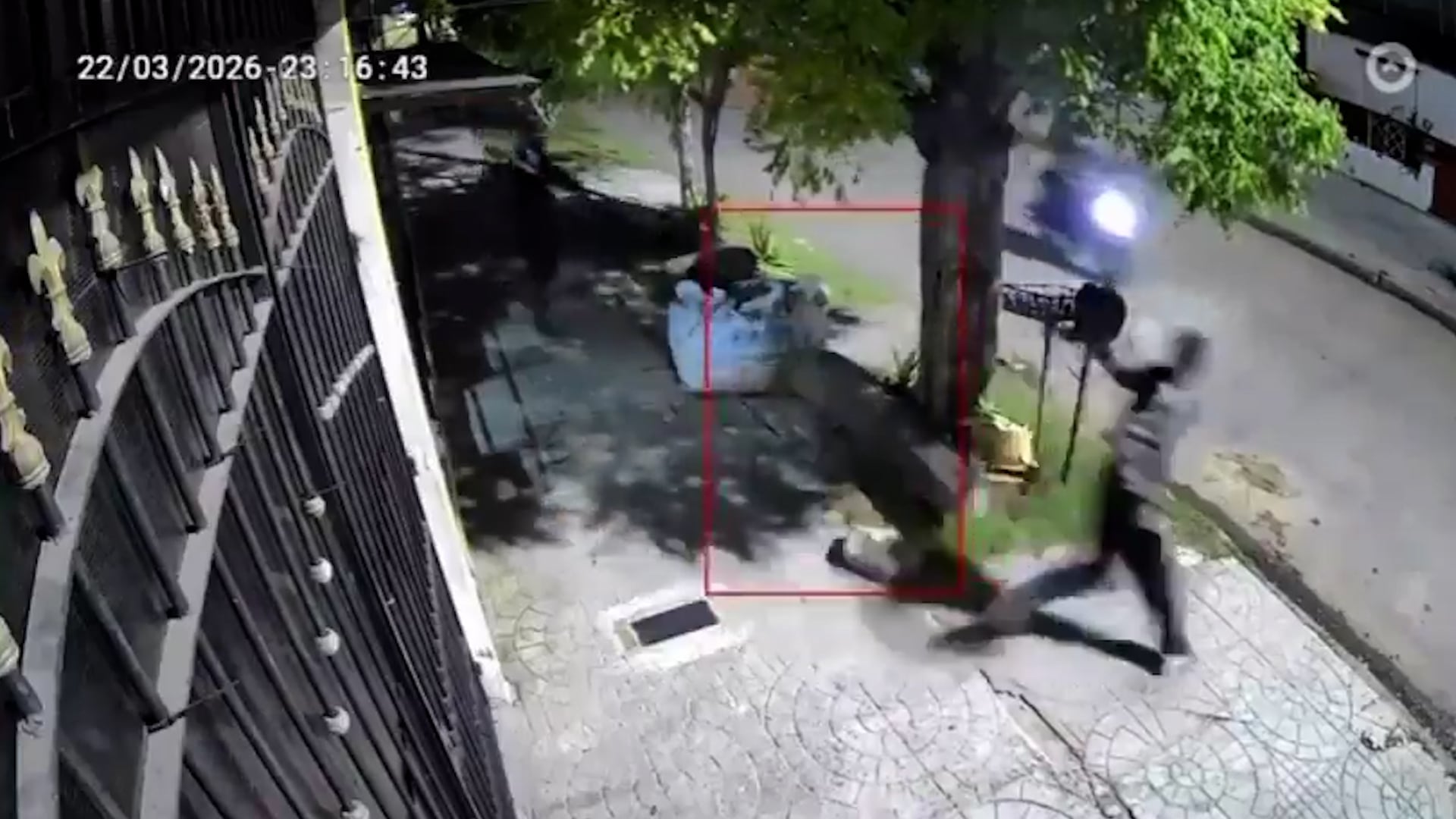 La víctima corrió a toda velocidad para perder a los delincuentes, pero estos reaccionaron con cuatro disparos a matar.