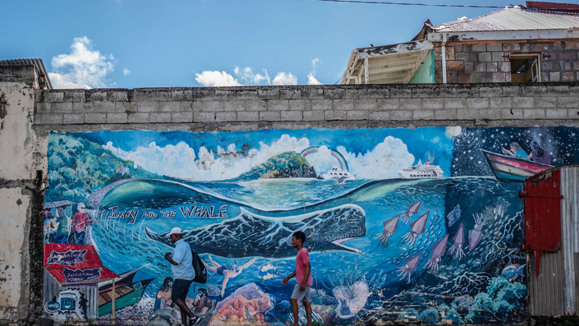 En 2023, se creó un mural en Dominica, la isla con la primera área marina protegida para cachalotes. (AP Photo/Clyde K Jno-Baptiste)