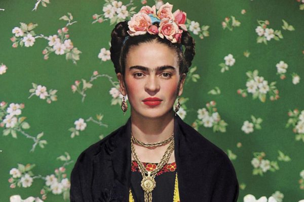 Por qué Frida Kahlo es mucho más que una artista y cómo su rostro llegó a la cultura pop