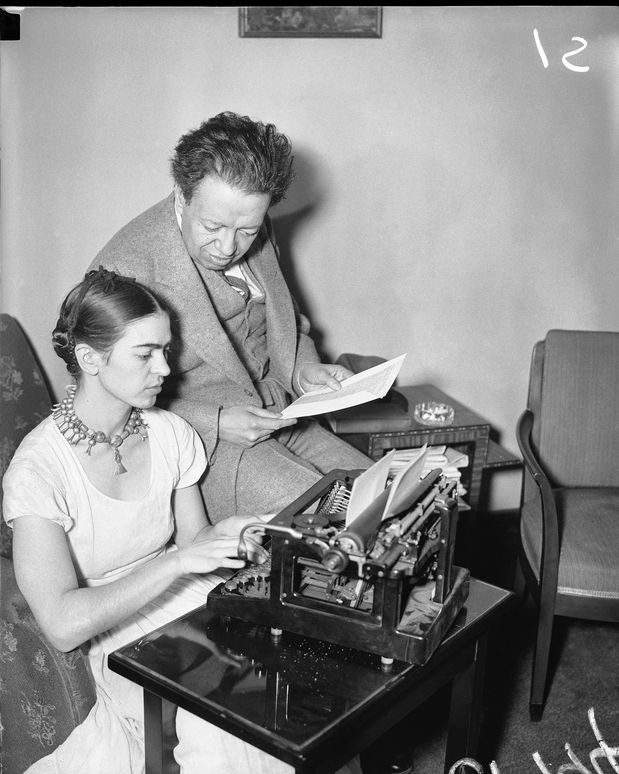 El fenómeno Kahlo crece desde la biografía marcada por la discapacidad, el activismo político y su relación con Diego Rivera - (Foto AP)