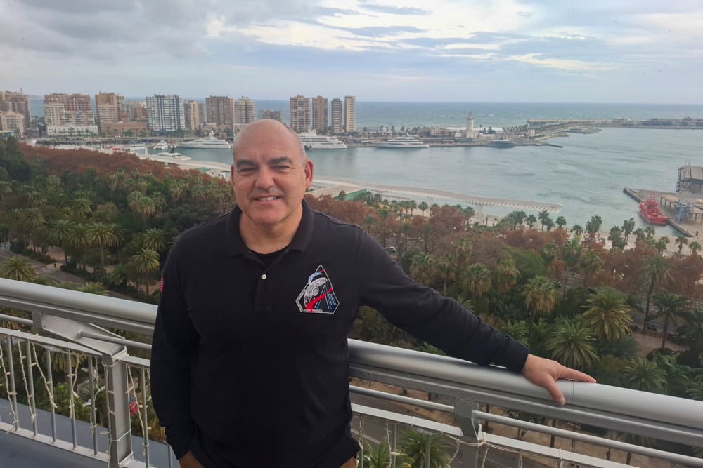 Carlos García-Galán coordina el desarrollo de la base lunar y lidera la transición desde el proyecto Gateway hacia una infraestructura escalable. EFE/Salvador Ruiz