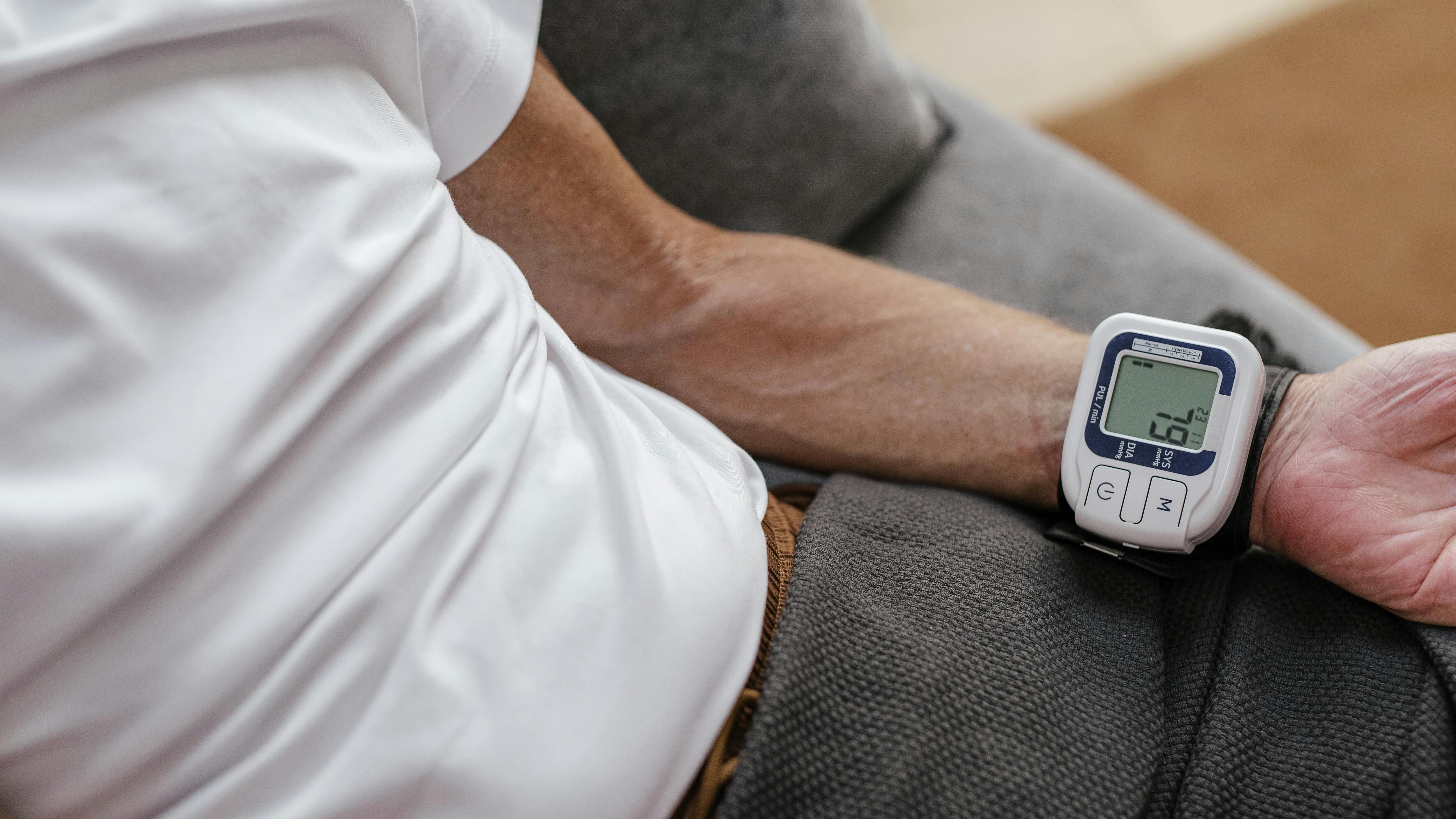 Las personas que toman anticoagulantes deben consultar antes de consumir jengibre (Pexels)