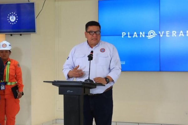 Protección Civil de El Salvador desplegará 342 guardavidas durante la Semana Santa