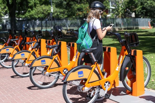 Qué servicios públicos estarán activos en el AMBA durante los feriados del 23 y 24 de marzo